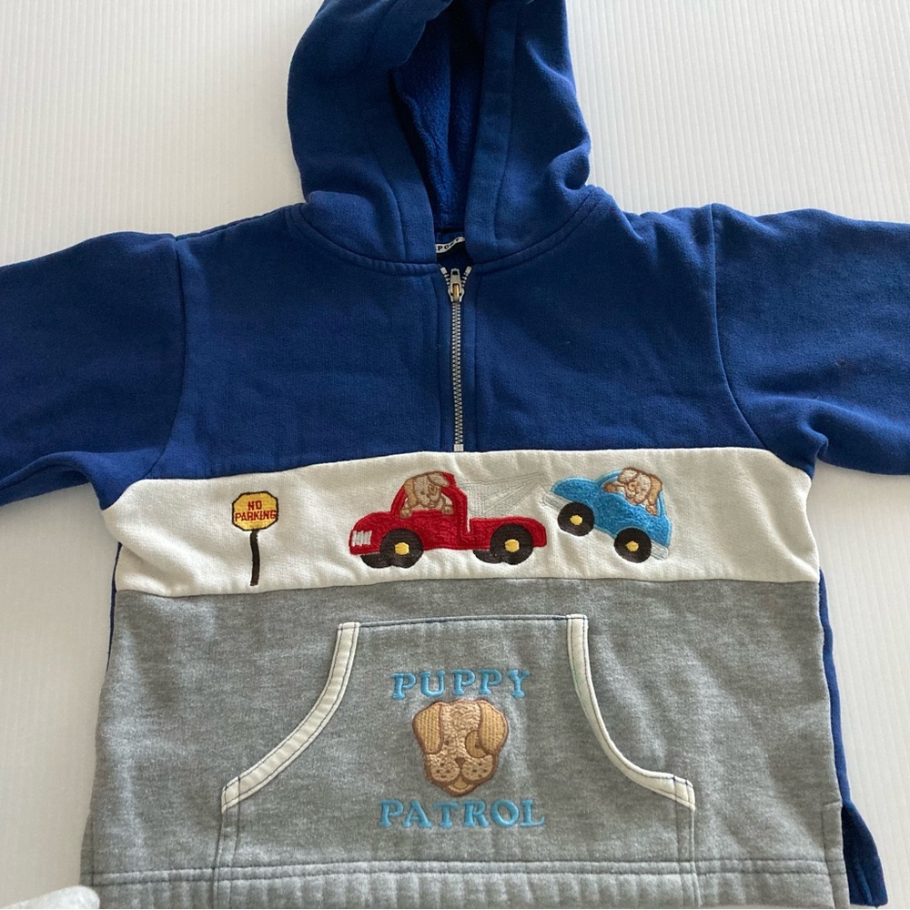 Boy’s Sweatshirt hoodie 4 T boys whimsical hoodie blue multi color front pocket